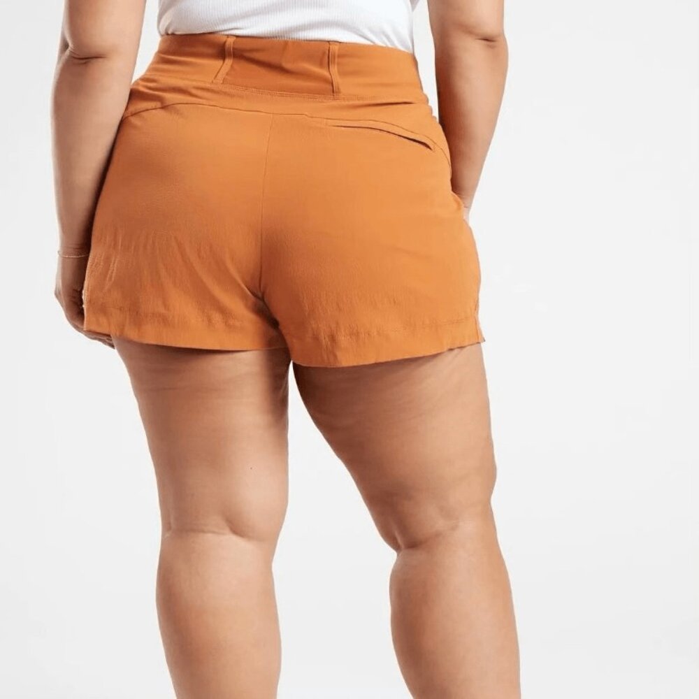 NWT Athleta Trekkie North Short, Size 24 - Picture 3 of 6